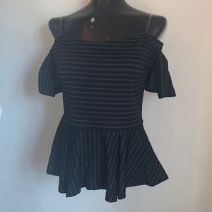 Fashion Nova -No Questions Off The Shoulder Top